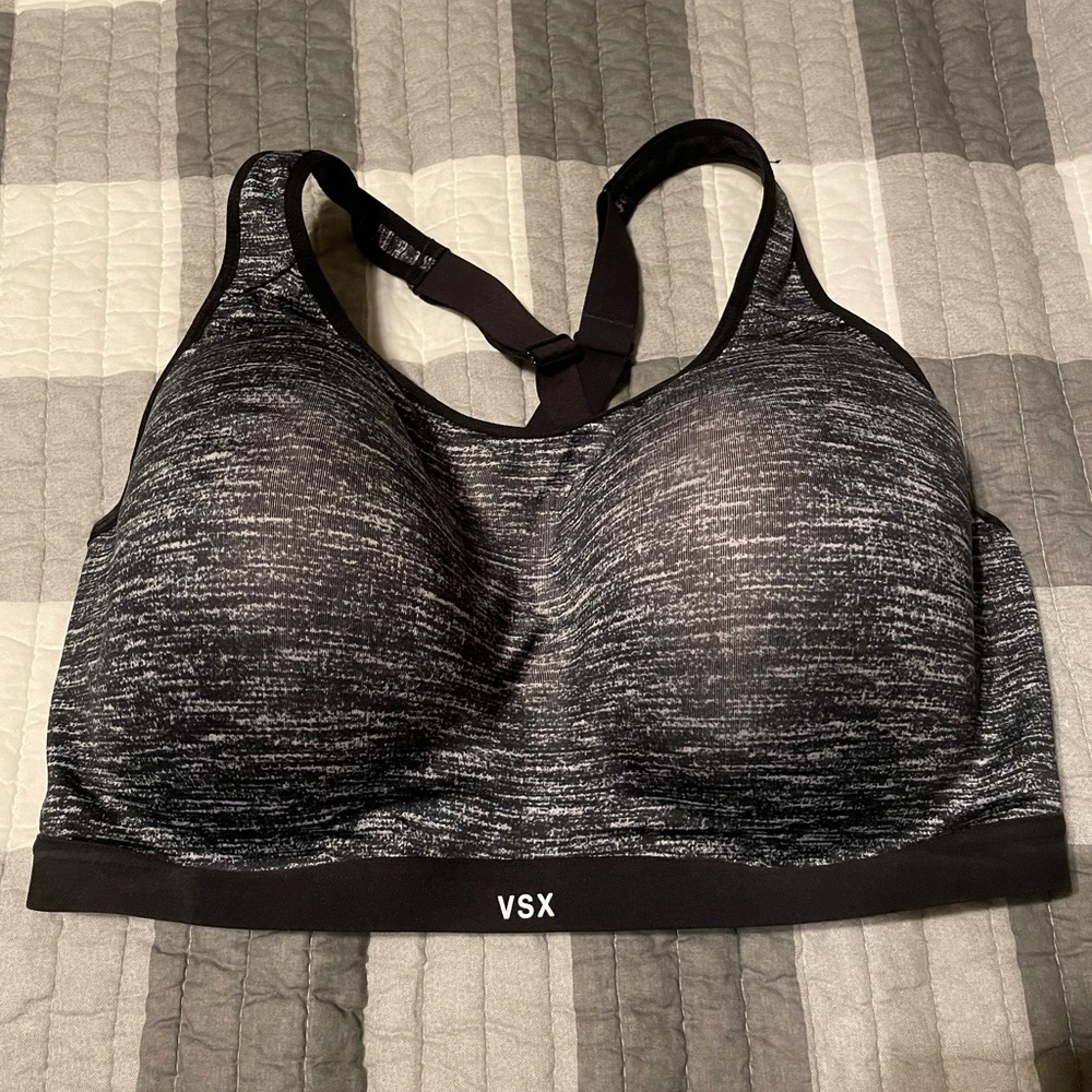 Victoria’s Secret Spirts Bra NWOT